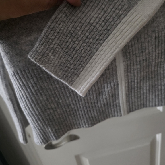 REISS Alexıs Gray Women's Turtleneck Sweater Size XS. - Picture 6 of 11